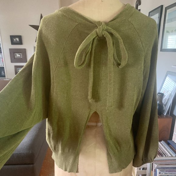 Zara Olive Knit Sweater w/ Tie Back and Side Slits, Back Vent & Puff Sleeves - Picture 3 of 5